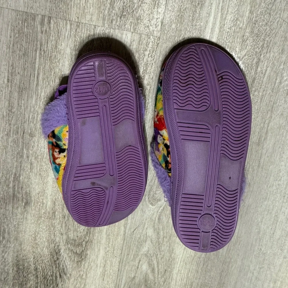 Disney Princess Toddler Girls soft Slipper Shoes‎ Size 11/12 Purple
